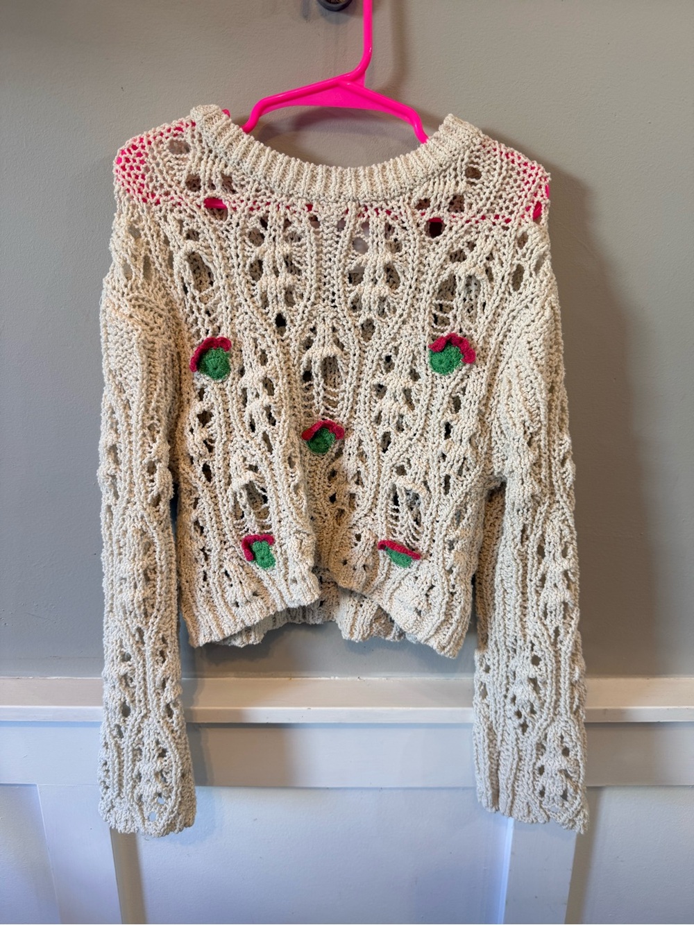 🌿2/$25 • Zara Crochet Open Knot Pointelle Pattern Strawberry Appliqué Sweater